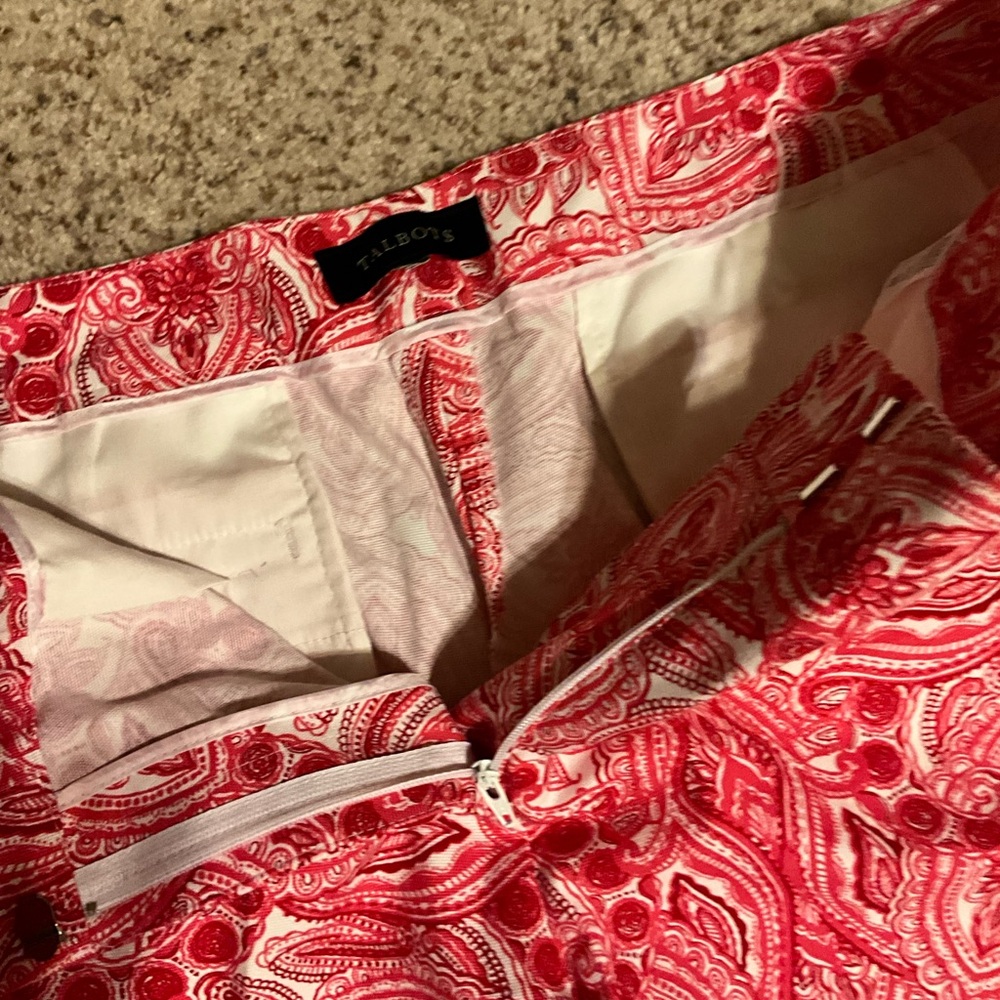 Talbots Pink and White Paisley Bermuda Shorts - Picture 2 of 4